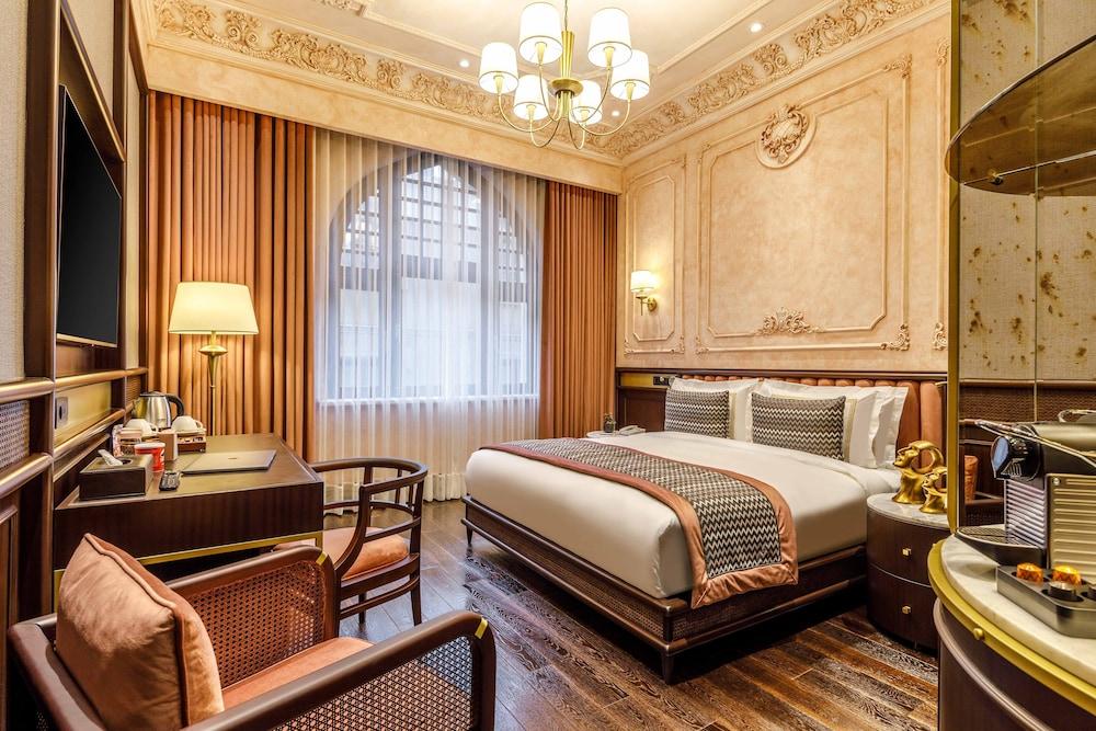 Cronton Design Hotel Room Type - Premium Double Room