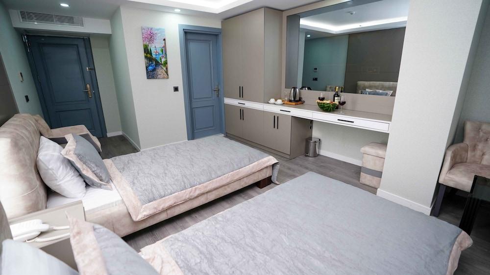 Aura Marina Hotel Room Type - Deluxe Double or Twin Room Aura Marina Hotel Room Type - Deluxe Double or Twin Room