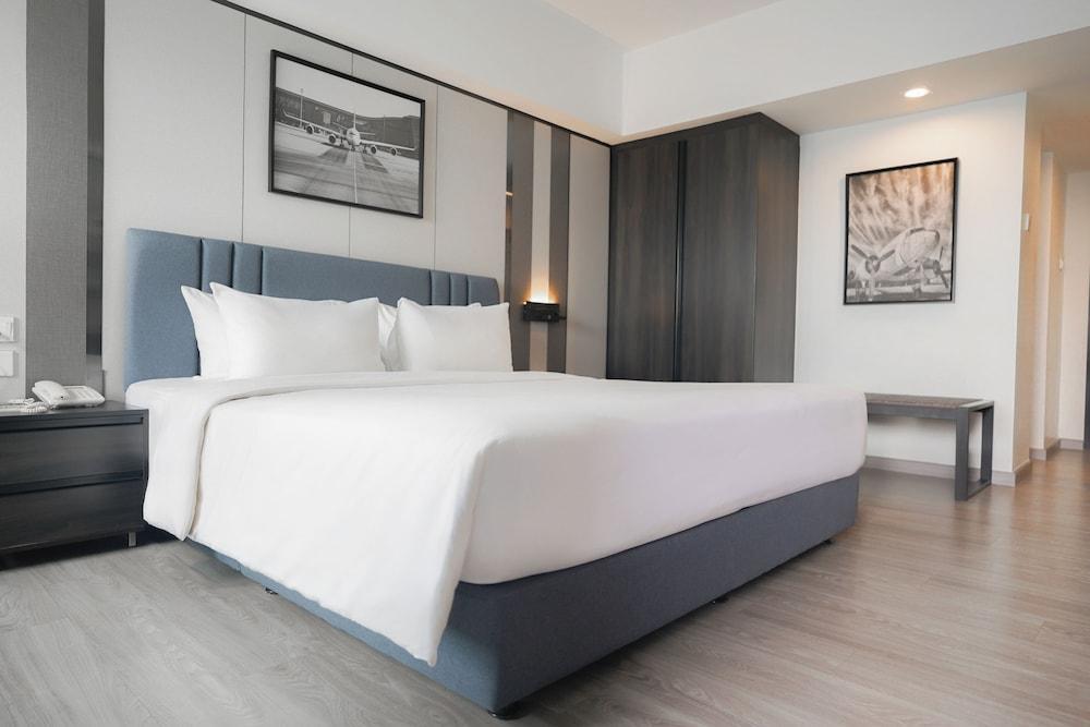 12 The Residence Hotel - Don Mueang Airport Room Type - Deluxe Double Room