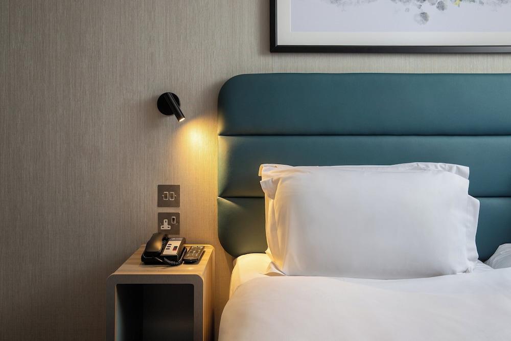 City Sleeper at Royal National Hotel - Tap to explore photos