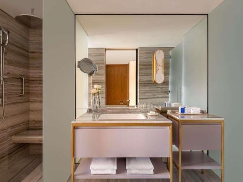 Rixos Gulf Hotel Doha Room Type - Superior Room with Twin Bed