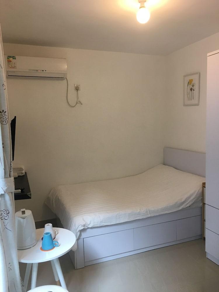City Oasis Guesthouse Room Type - Elite Double Room (PLS CONTACT HOTEL FOR SPECIAL CHECK IN INSTRUCTION) City Oasis Guesthouse Room Type - Elite Double Room (PLS CONTACT HOTEL FOR SPECIAL CHECK IN INSTRUCTION)