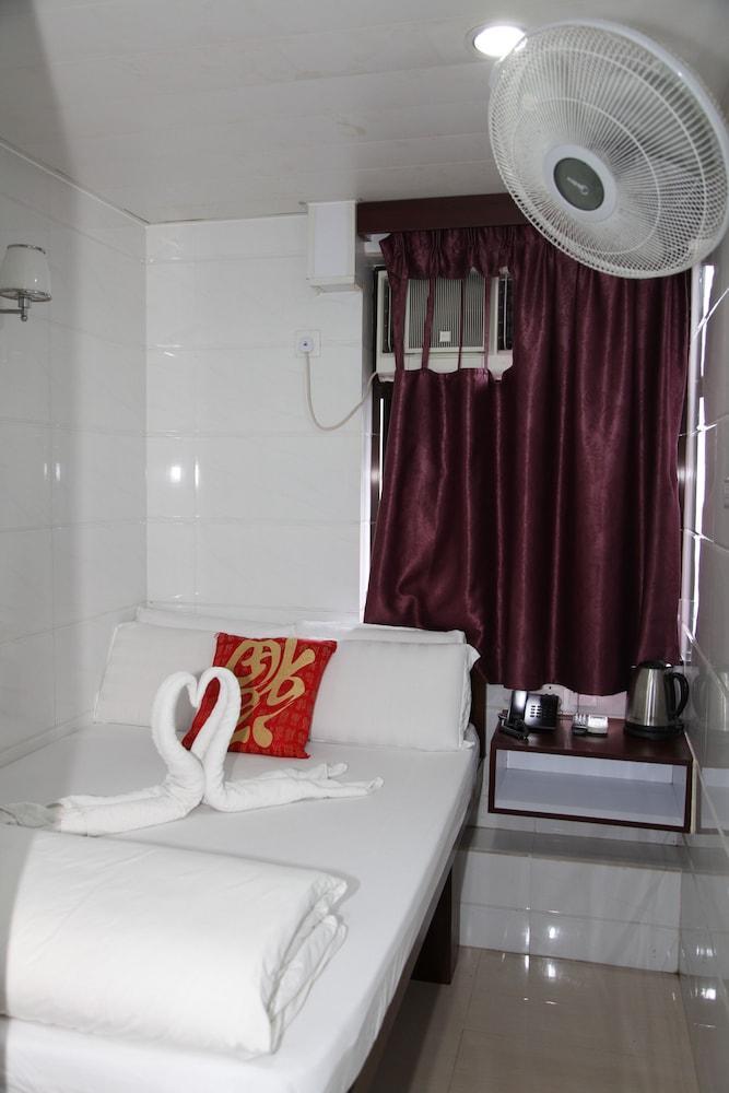 Om Guest House Room Type - Double Room