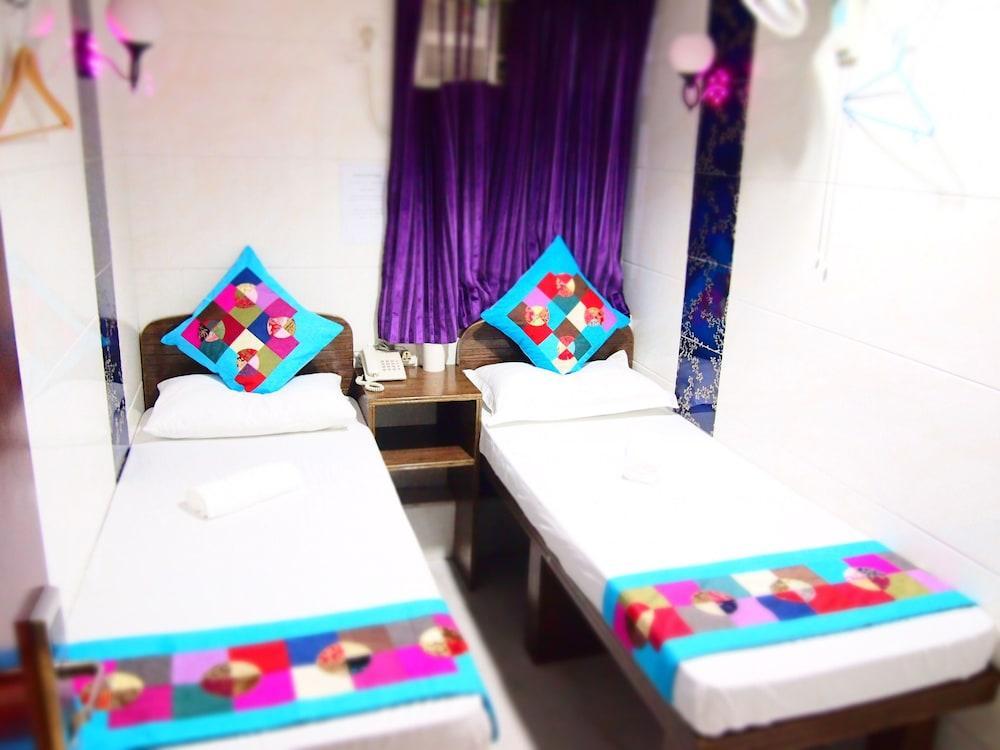 Manila Lounge Room Type - Shared Dormitory, Mixed Dorm