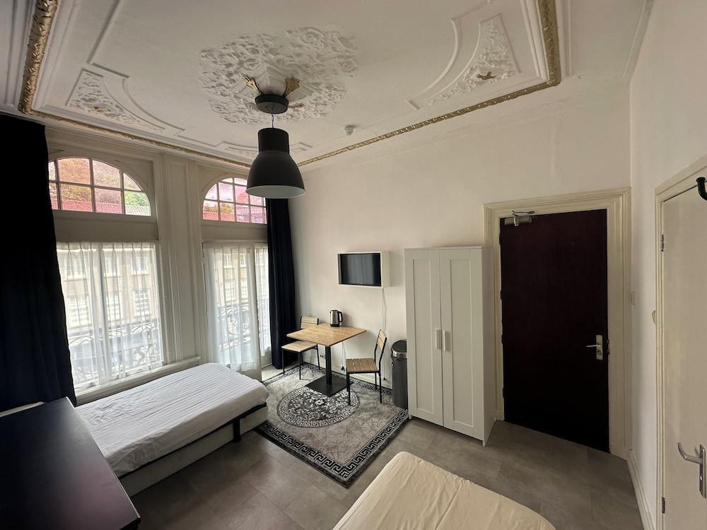 Hotel Galerij Amsterdam Room Type - Comfort Double Room, Balcony, City View