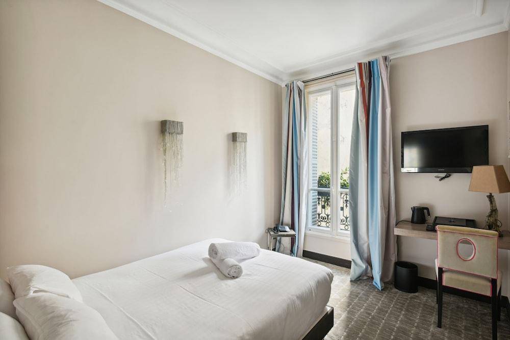 Hôtel Le Paris Singulier Room Type - Classic Room