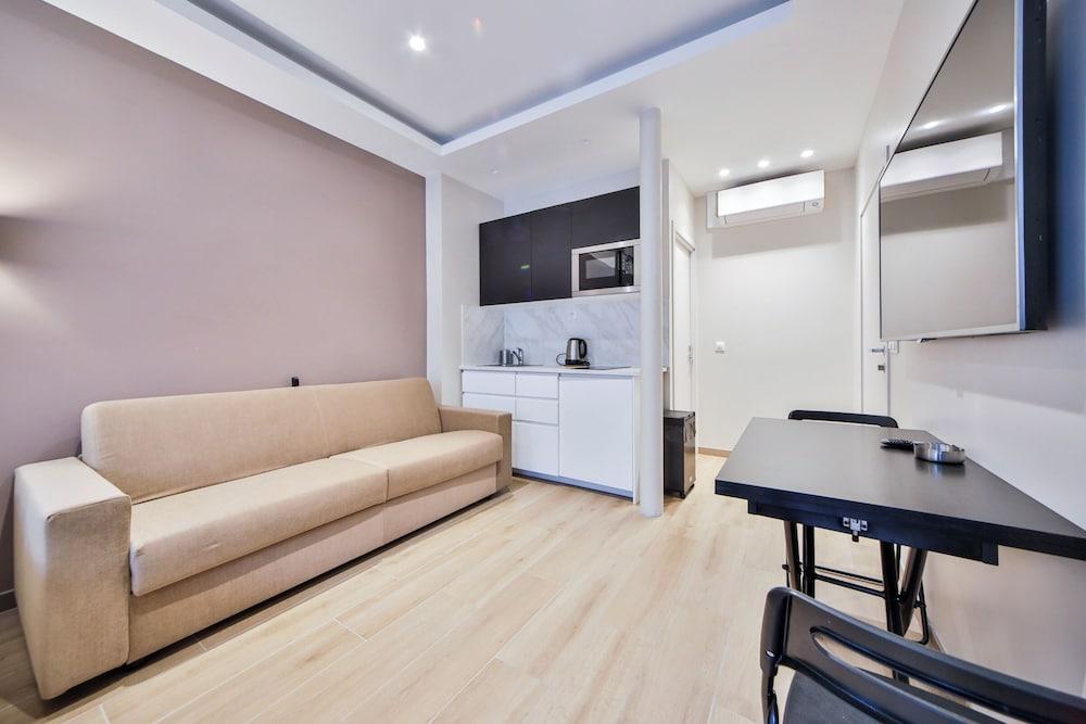 Blue Nights Appartements 108 Room Type - Studio, Private Bathroom (203)