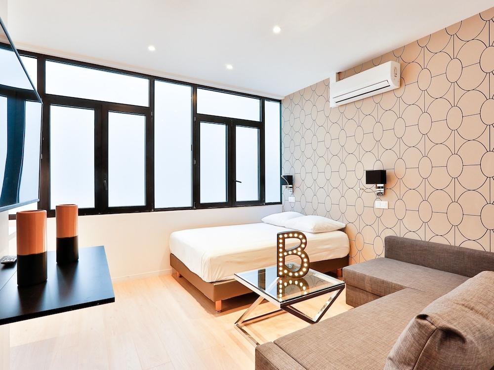 Blue Nights Appartements 108 Room Type - Executive Suite, Private Bathroom, Courtyard View (103)
