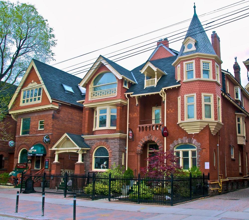Madison Manor Boutique Hotel - Tap to explore photos