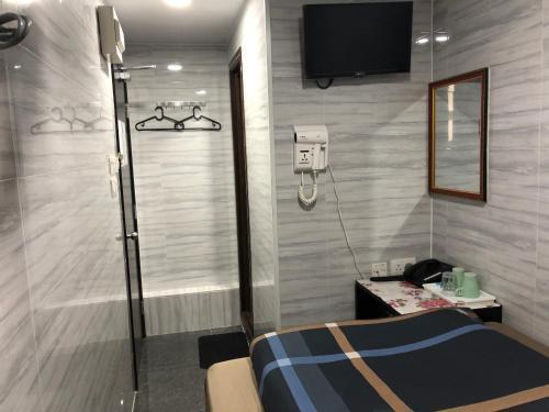 Dreamland Guest House Room Type - Deluxe Double Room