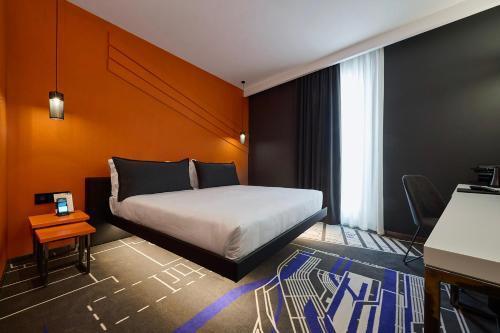MyTALE Creative Academy Hotel - Tap to explore photos