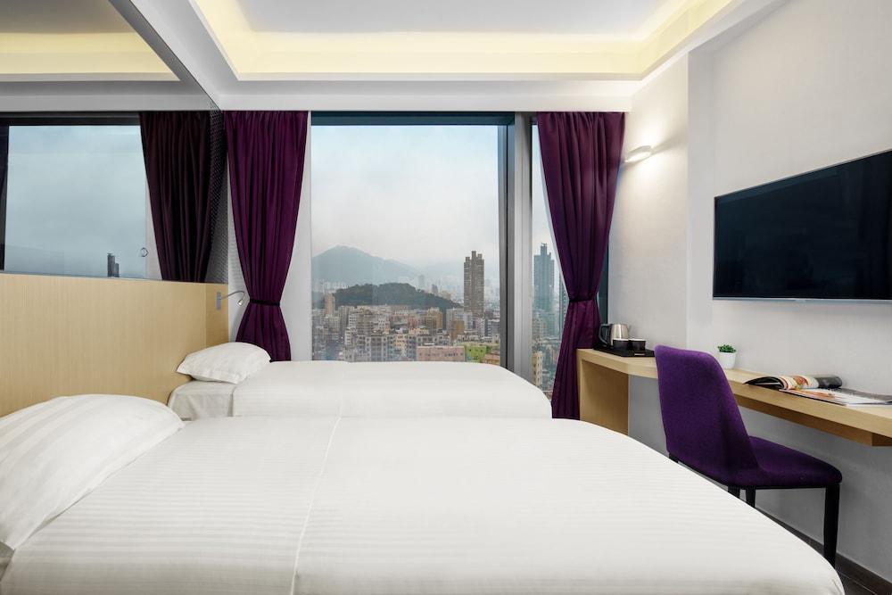 Starphire Hotel Room Type - Lion Rock City Twin Room