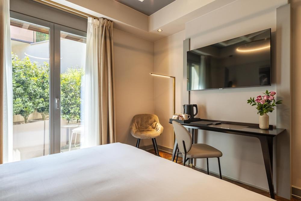 Loly Boutique Hotel Room Type - Classic Double Room