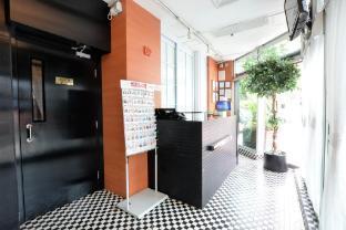 Bridal Tea House Hotel - Gillies Avenue South - Tap to explore photos