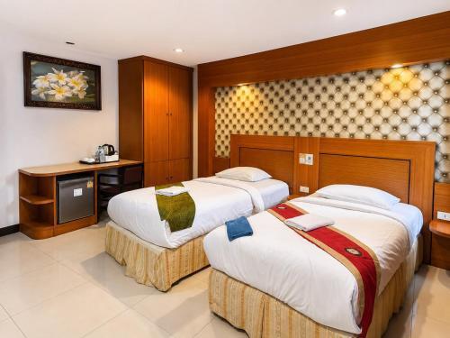 The ESSE Hotel Pattaya - Tap to explore photos