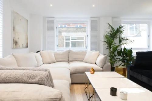 Shoreditch - Immaculate 2 Bedrooms Flat for 6 - Tap to explore photos