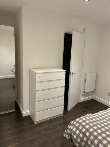 Delightful private 2 bedroom bungalow