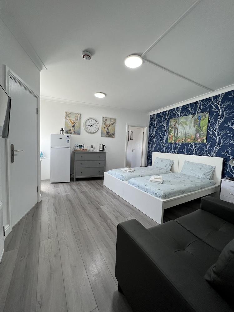 Diana Hotel Near Wembley Self Serviced Apartments