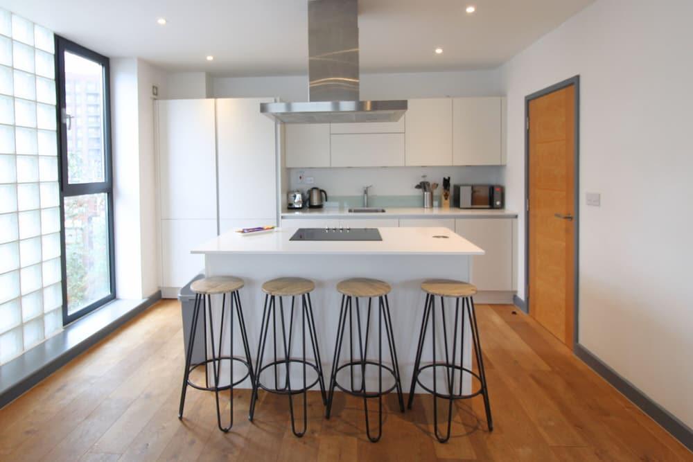 Canning Town by Viridian Apartment Room Type - Apartment, 2 Bedrooms