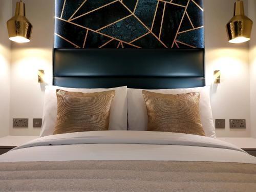 NOX Waterloo Room Type - Double Studio (Lower Ground Floor) NOX Waterloo Room Type - Double Studio (Lower Ground Floor)