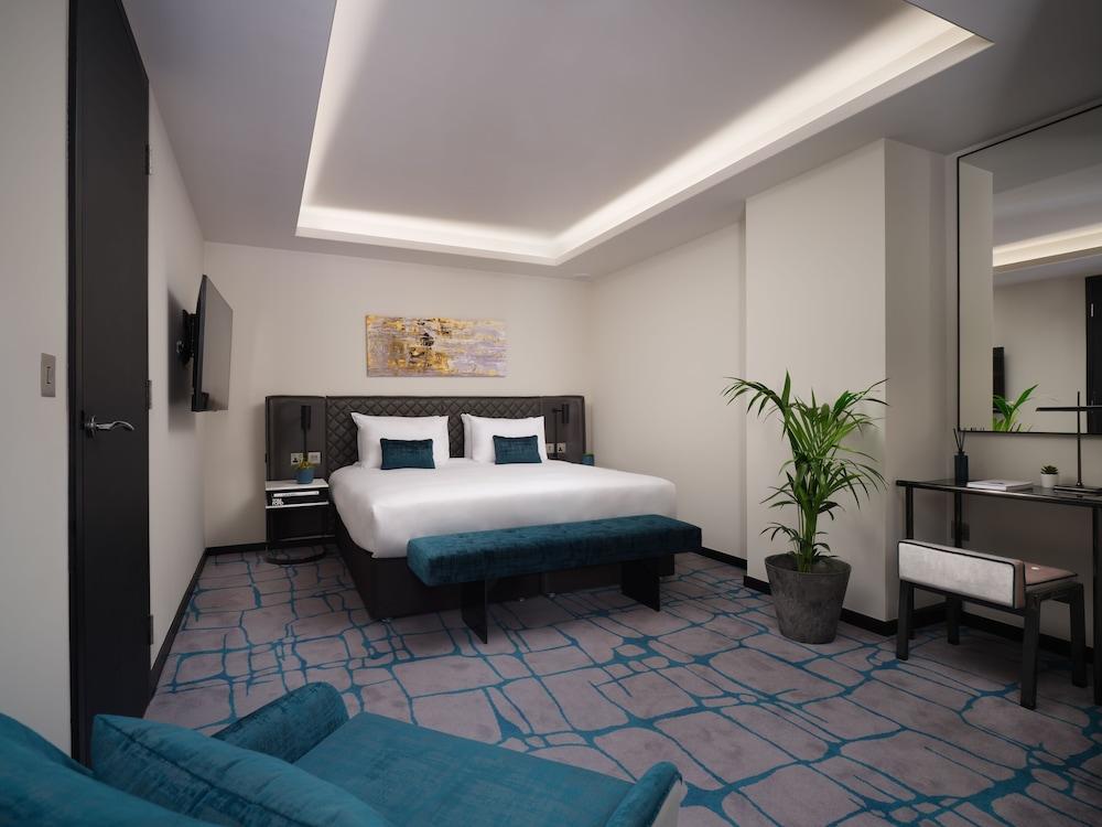 Dao By Dorsett West London Room Type - Premium One Bedroom Apartment