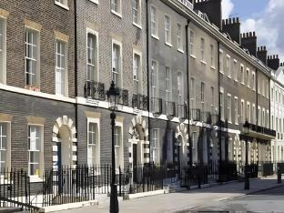 Bedford Place Hostels - Tap to explore photos
