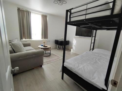 New look flat In Waterloo - Tap to explore photos