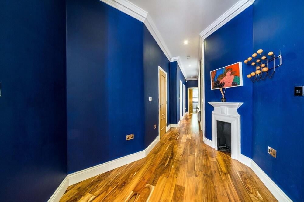 NEW Elegant 2BD Flat Maida Vale Central London - Tap to explore photos