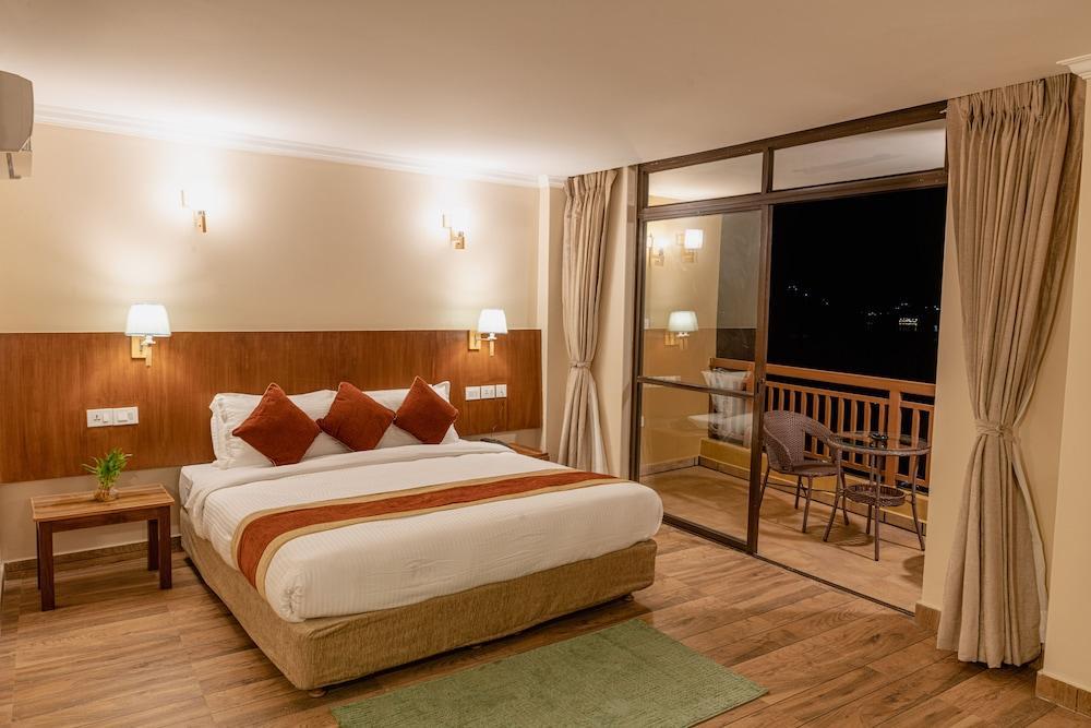 Hotel Fewa Camp Room Type - Deluxe Double or Twin Room, Lake View