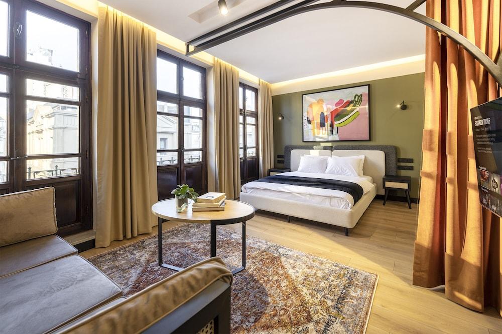 Upside Apartments Room Type - Design Apartment, 1 Queen Bed, Non Smoking, City View