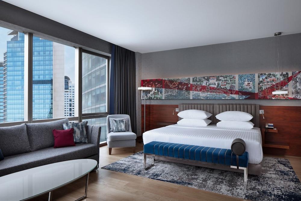 Delta Hotels By Marriott Istanbul Levent Room Type - Deluxe Room, 1 Double Bed, City View, Corner