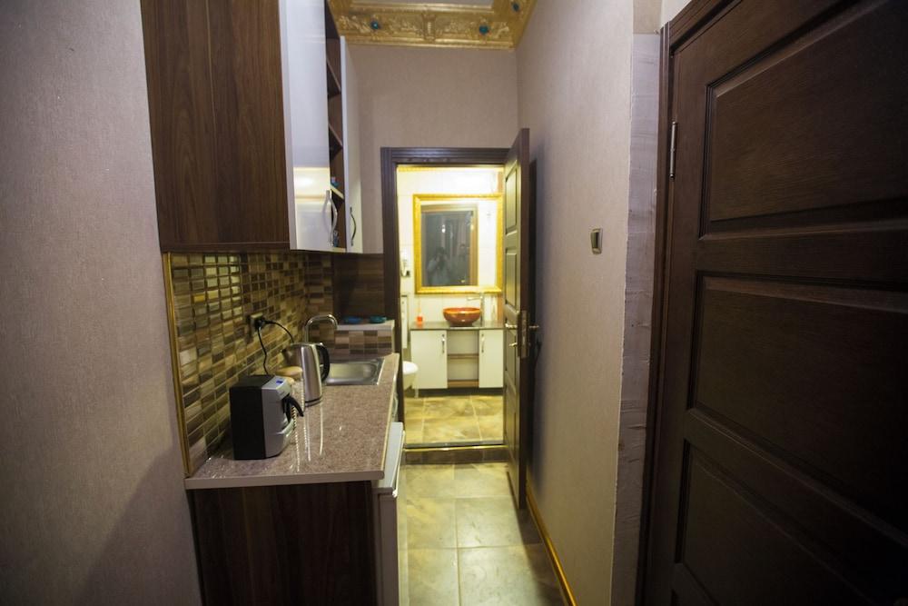 The Pashas Inn Istanbul - Tap to explore photos