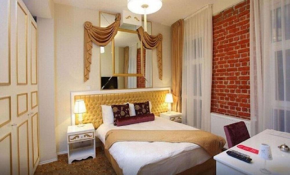 Istanbul Suite Home Galata - Tap to explore photos