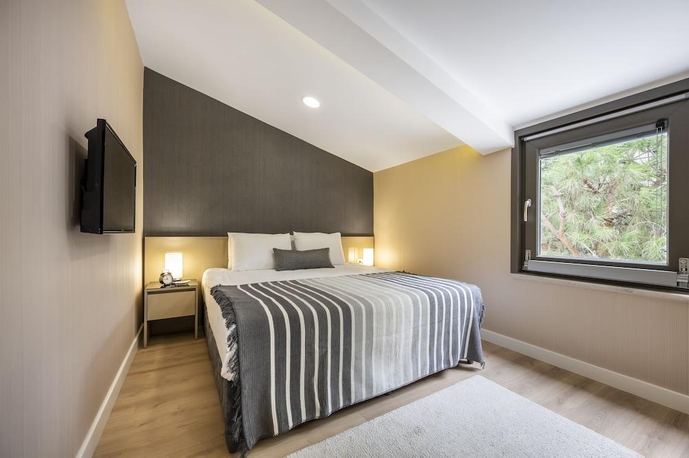 Çırağan Apart Bosphorus Room Type - Top Floor Junior Suite