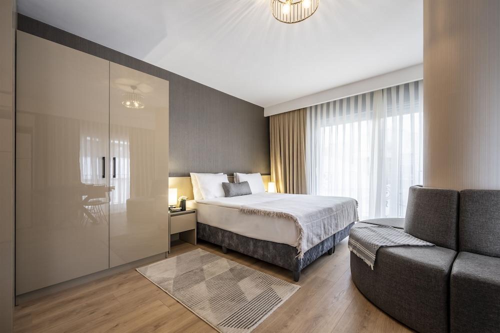 Çırağan Apart Bosphorus Room Type - Corner Queen Suite