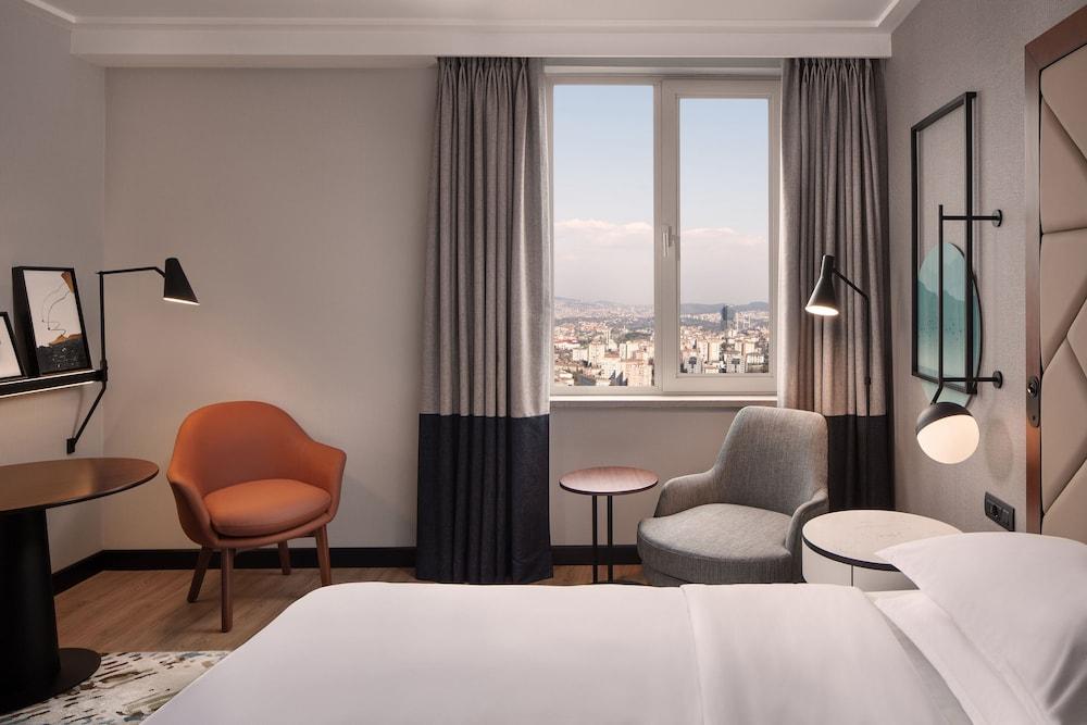 Sheraton Istanbul Levent Room Type - Executive Room, 1 King Bed