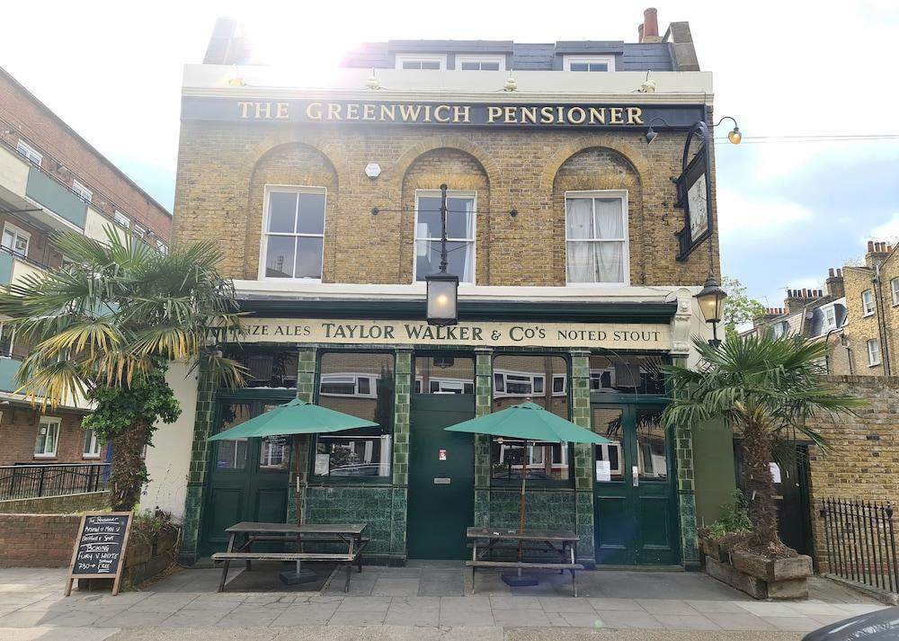 The Greenwich Pensioner - Tap to explore photos
