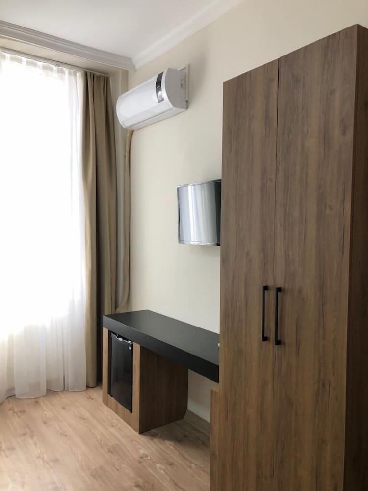 Taksim 8 Suites - Tap to explore photos