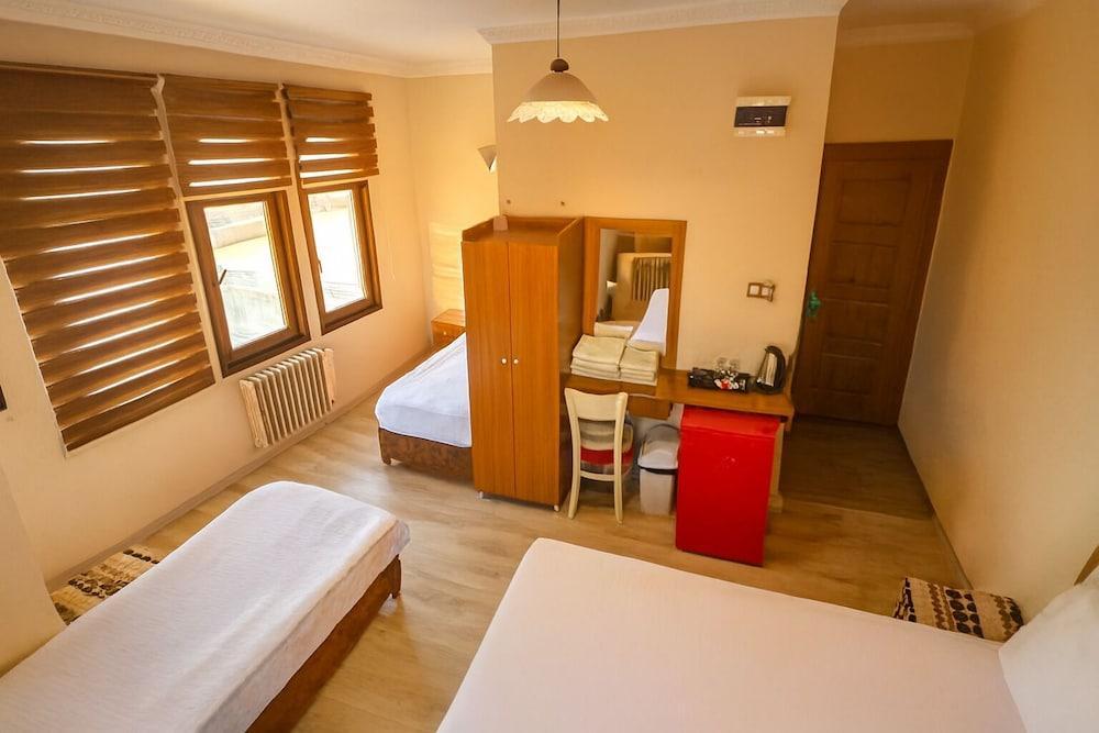 Biter Hotel Room Type - Standard Quadruple Room, Sea View Biter Hotel Room Type - Standard Quadruple Room, Sea View