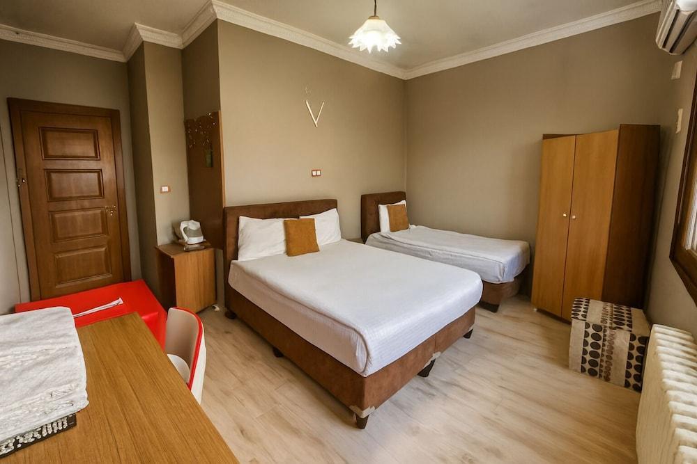 Biter Hotel Room Type - Standard Triple Room, Sea View Biter Hotel Room Type - Standard Triple Room, Sea View