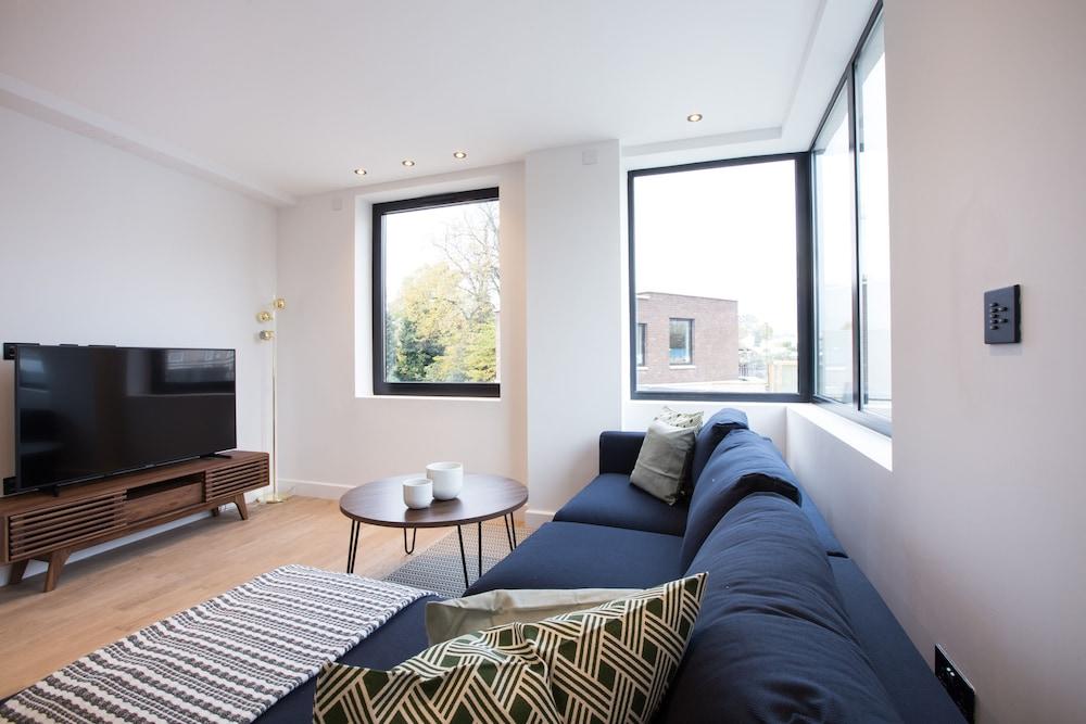 Kentish Town Apartments by Allo Housing - Tap to explore photos