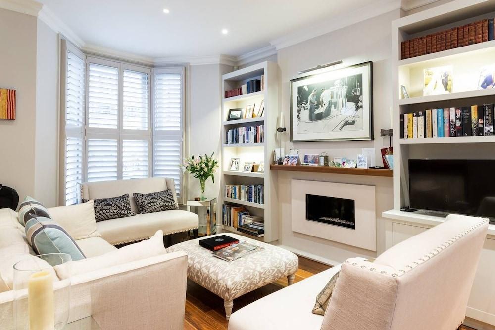 Cosy 1-bed Home, Notting Hill - Tap to explore photos
