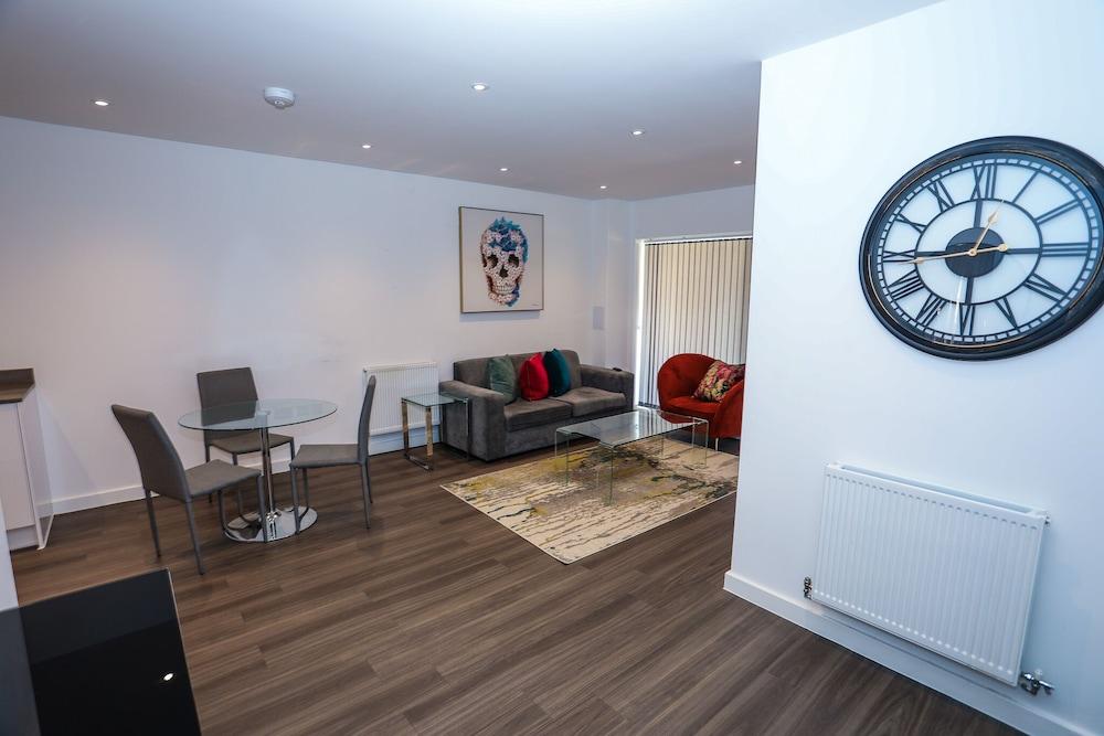 Dreams Apartments 2 Bed - Tap to explore photos