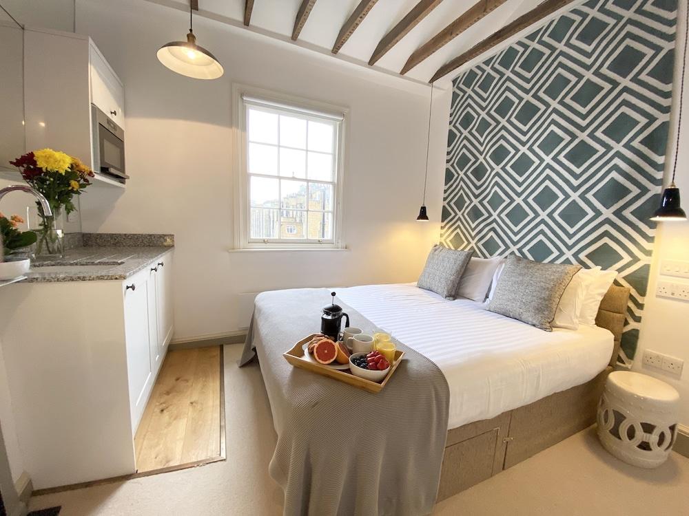 Stylish Apartments in Pimlico Room Type - Signature Apartment