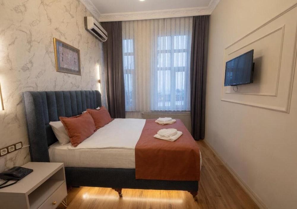 Tulip House Room Type - Standard Double Room, Sea View