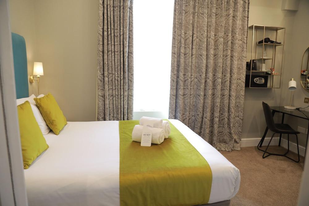 Bloomsbury Palace Hotel Room Type - Double Room