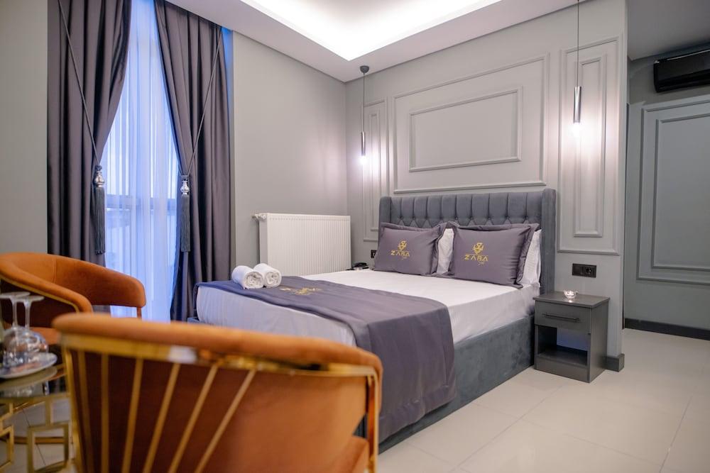 Zara Suit Room Type - Superior Double Room