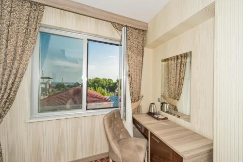 Borz Hotel Istanbul Old City Room Type - Double Room with Sea View Borz Hotel Istanbul Old City Room Type - Double Room with Sea View