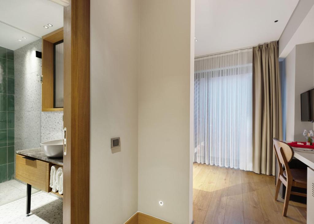 Galata Rasso Boutique Hotel - Tap to explore photos