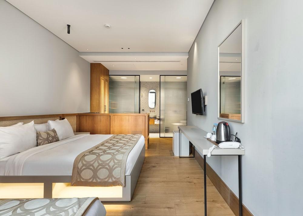 Galata Rasso Boutique Hotel - Tap to explore photos